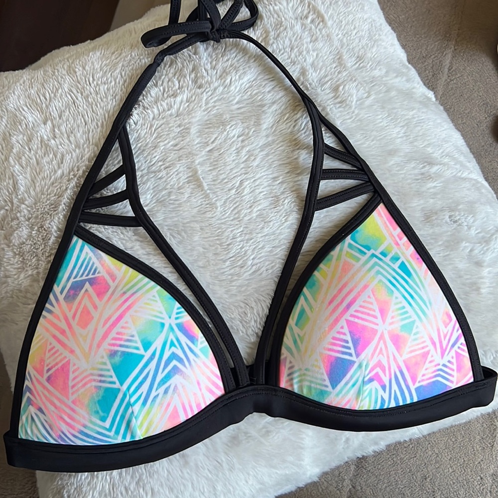 Bikini top